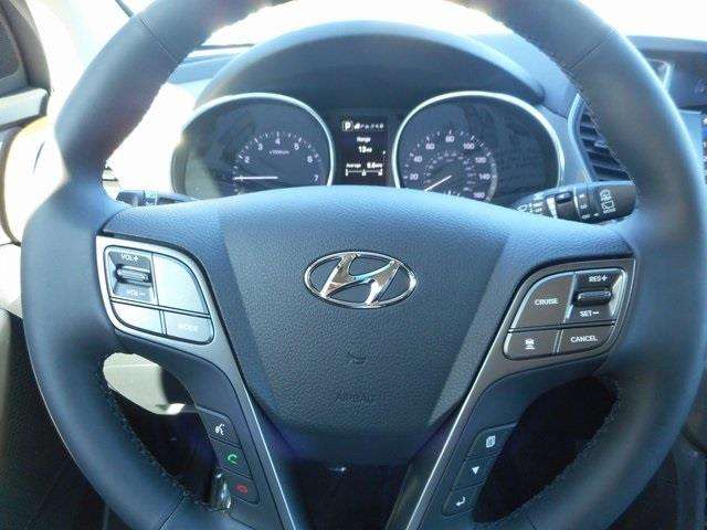 2017 Hyundai Santa Fe AWD Limited Ultimate 4dr SUV